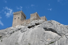 Генуэзская крепость. Замок дожа